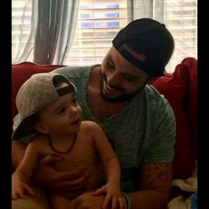 Meet your Posher, Derrick